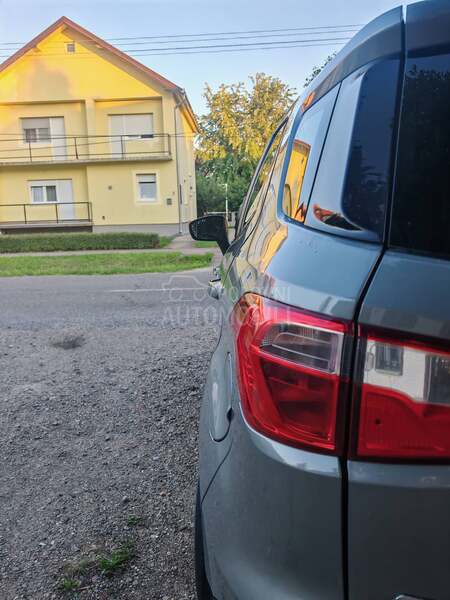 Ford EcoSport G A R A N C I J A