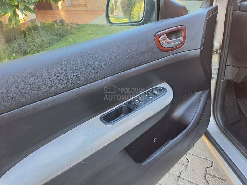 Peugeot 307 1.6 ful NOVO ch
