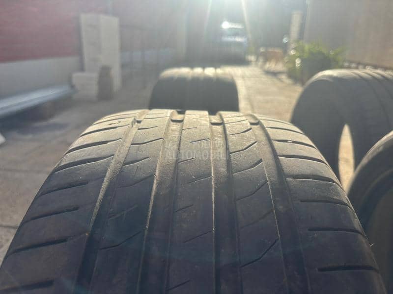 Nexen 235/45 R17 Letnja