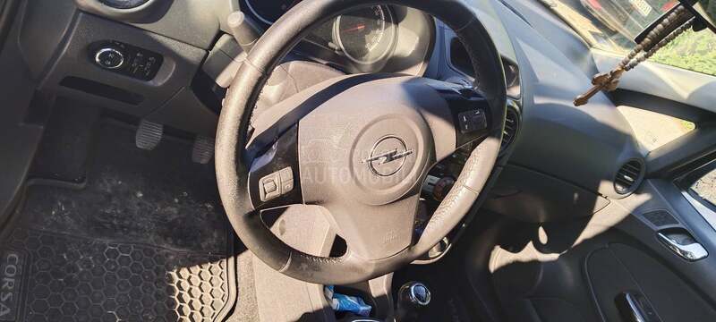 Opel Corsa D 