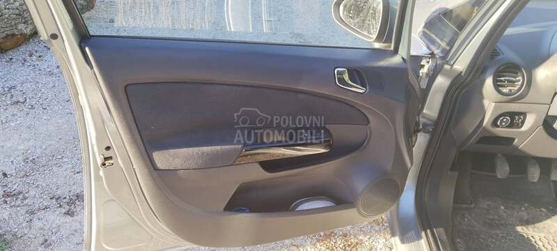 Opel Corsa D 