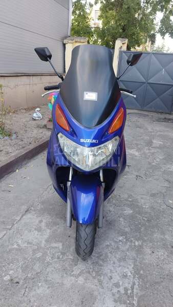Suzuki Burgman 125