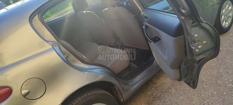 Alfa Romeo 147 JTDm