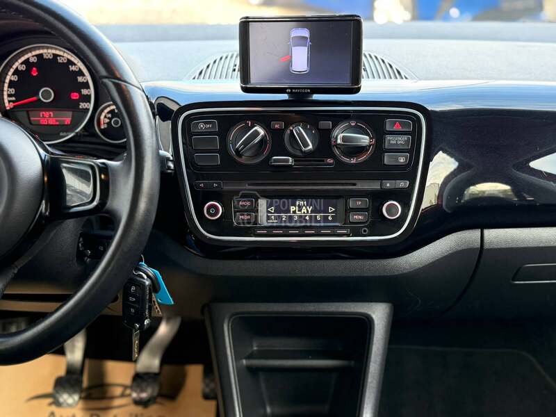 Volkswagen up! 1.0 HIGH UP NOOVV
