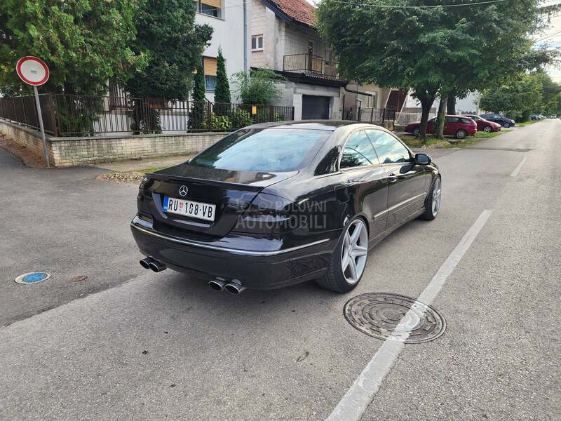 Mercedes Benz CLK 240 Avantgarde