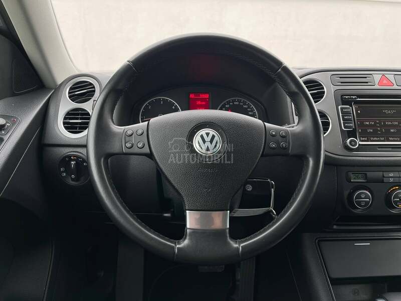 Volkswagen Tiguan 2.0TDI 4x4 DSG CH