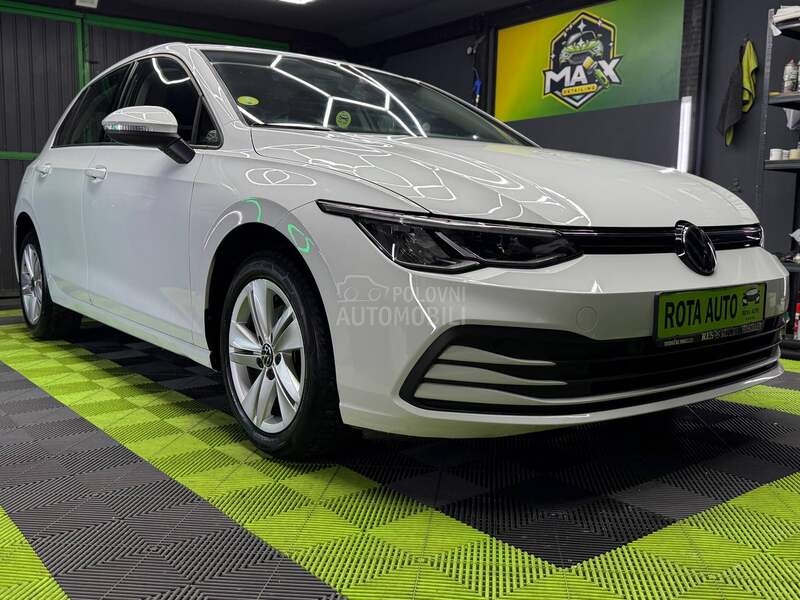 Volkswagen Golf 8 2.0TDI DSG