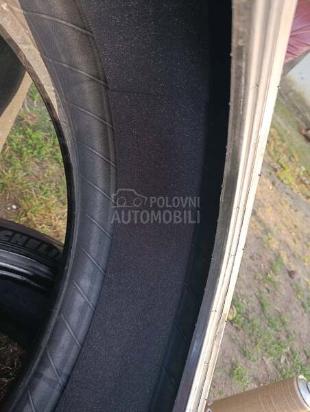 Michelin 235/45 R18 Letnja