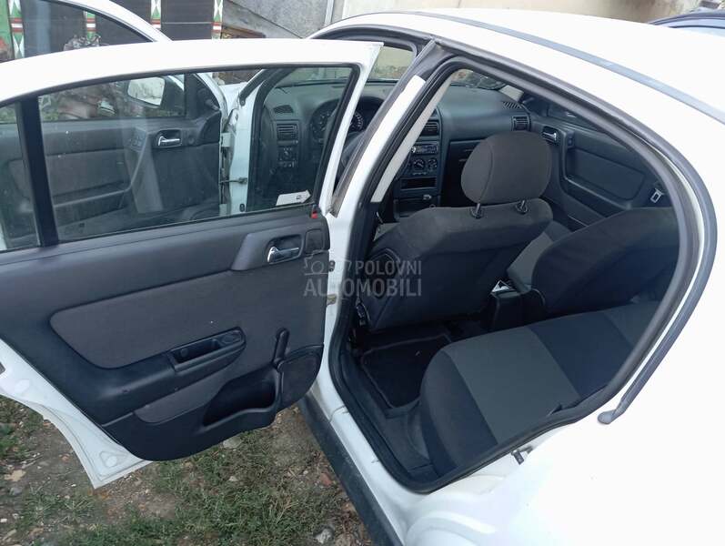 Opel Astra G 2.0dti