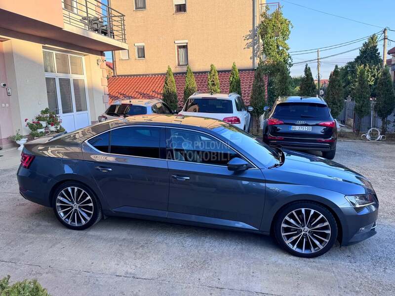 Škoda Superb LK/PANO