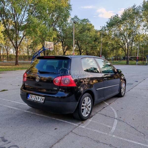 Volkswagen Golf 5 2.0 tdi