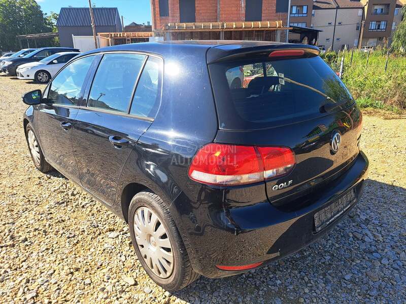 Volkswagen Golf 6 1.6 8V