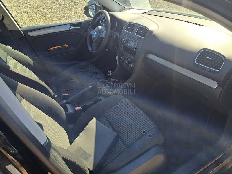 Volkswagen Golf 6 1.6 8V