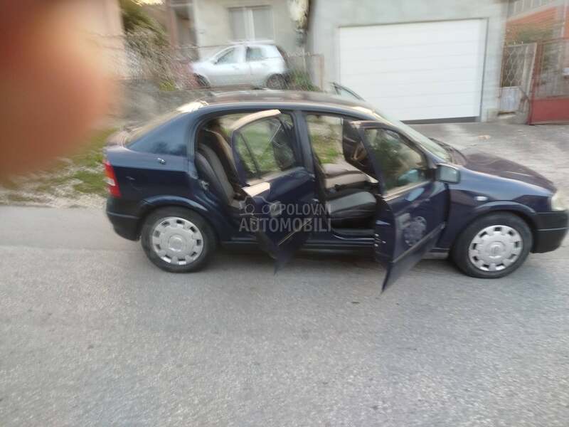 Opel Astra G 1,8