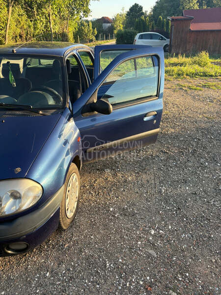 Renault Clio 