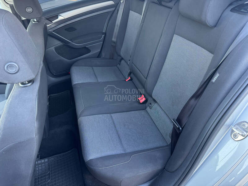 Volkswagen Golf 7 /1.6 TDI / DSG
