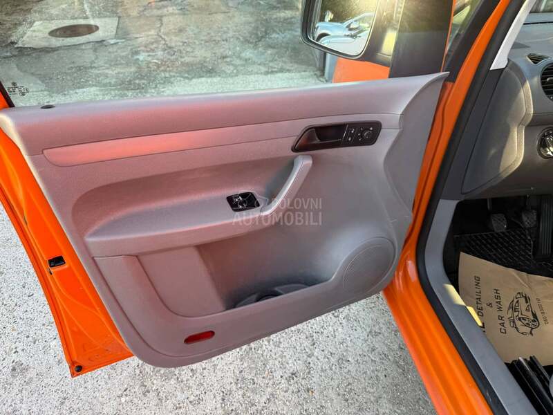 Volkswagen Caddy 1.9 TDI/ 4 MOTION/