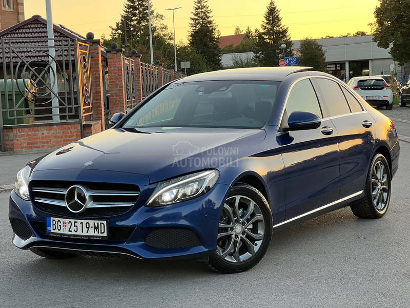 Mercedes Benz C 200 AirMatic / Pano