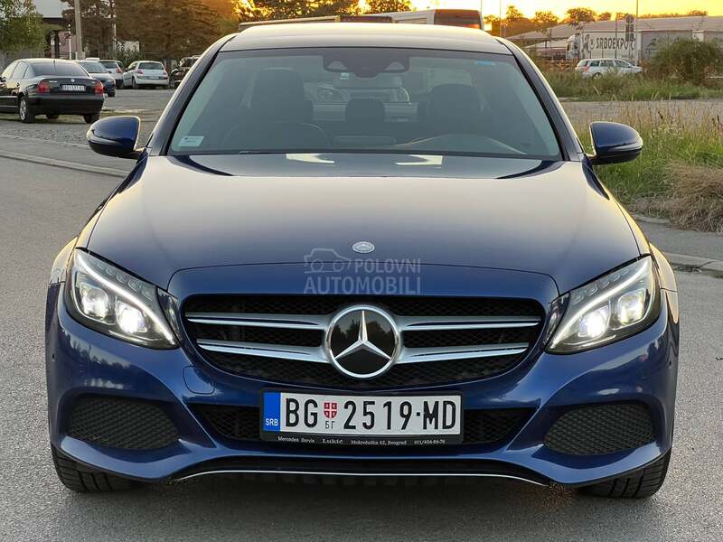 Mercedes Benz C 200 AirMatic / Pano