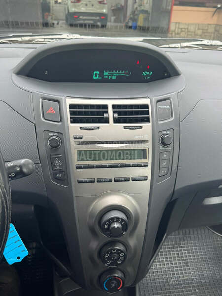 Toyota Yaris 1.3 vvti