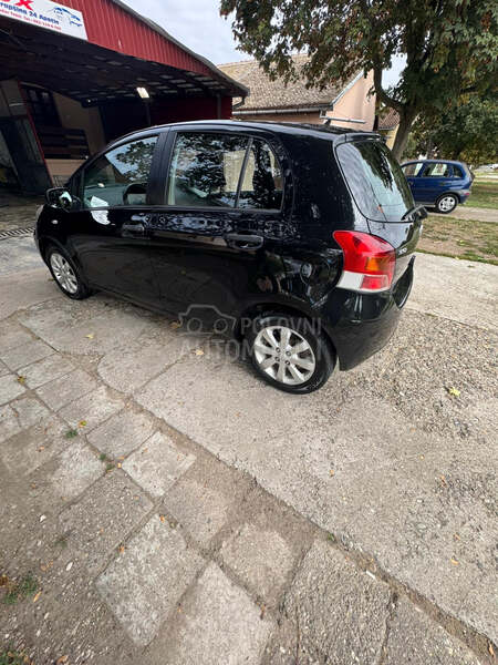Toyota Yaris 1.3 vvti
