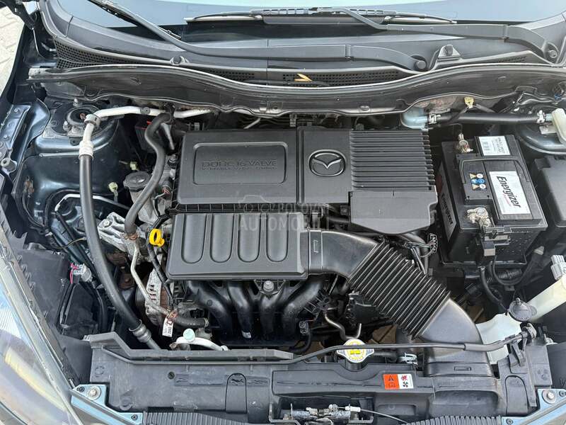 Mazda 2 1.3i