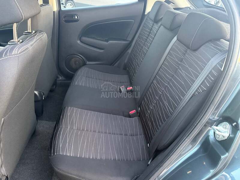 Mazda 2 1.3i