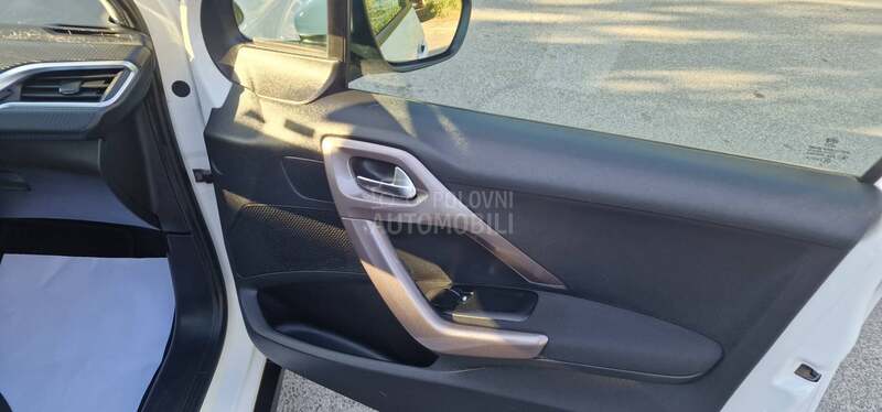 Peugeot 2008 1.6 HDI