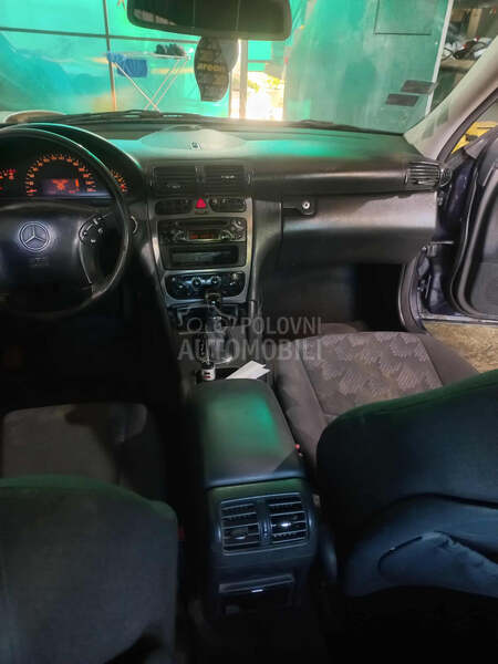 Mercedes Benz C 200 