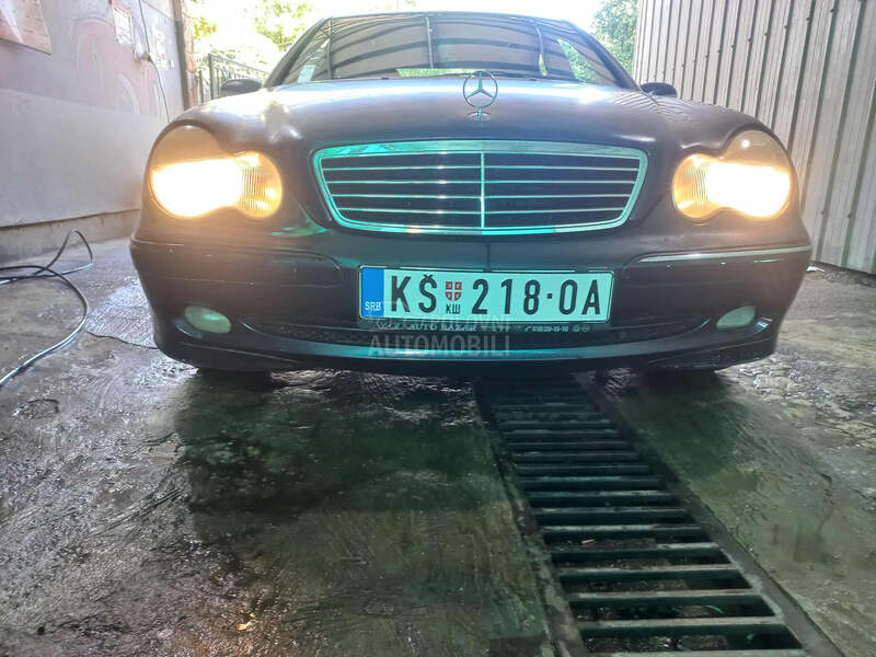 Mercedes Benz C 200 