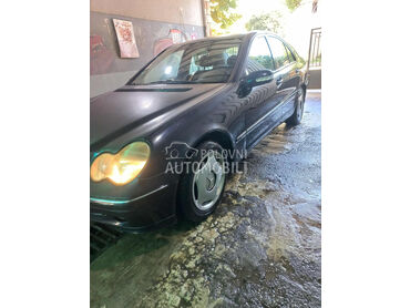 Mercedes Benz C 200 