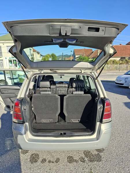Opel Zafira 1.9 CDTI