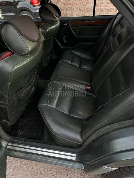 Mercedes Benz W124 250D
