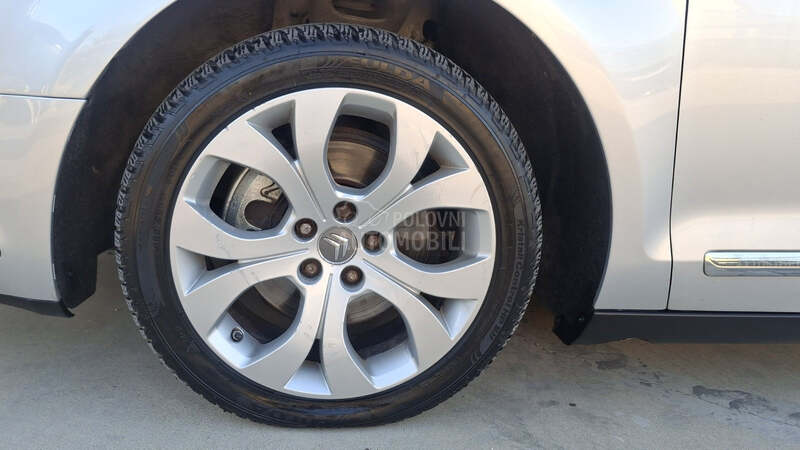 Citroen C5 2.0hdi NAAVIGACIJA
