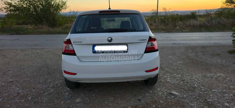 Škoda Fabia 1.0