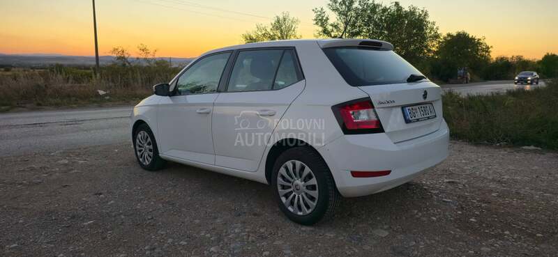 Škoda Fabia 1.0