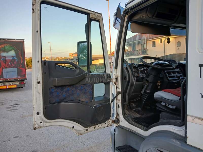 Iveco 75e17