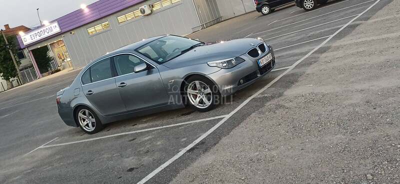 BMW 525 