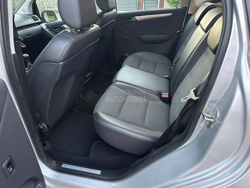 Mercedes Benz A 180 
