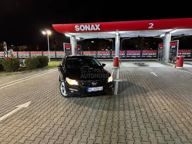 Volkswagen Passat CC R-line