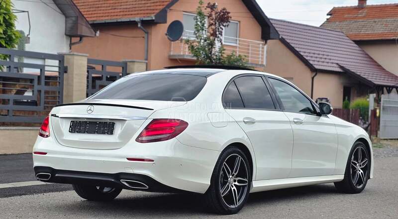 Mercedes Benz E 220 amg/led/virt