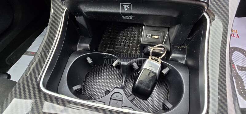 Mercedes Benz E 220 amg/led/virt