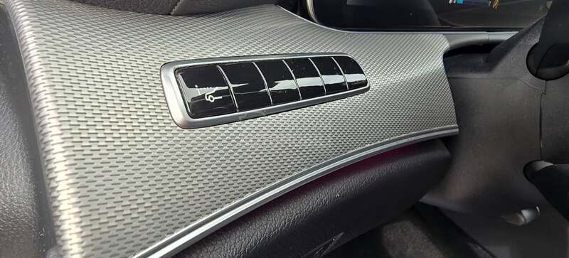 Mercedes Benz E 220 amg/led/virt
