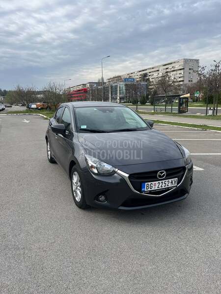 Mazda 2 