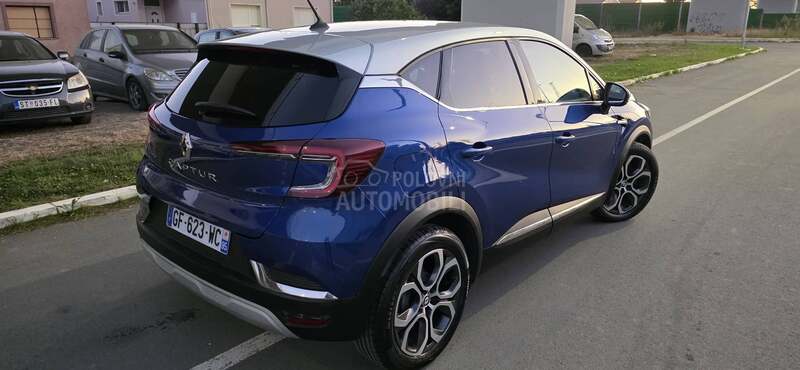 Renault Captur 1.3 TCE INTES EDC
