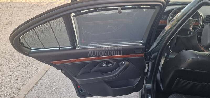BMW 540 4.4 V8