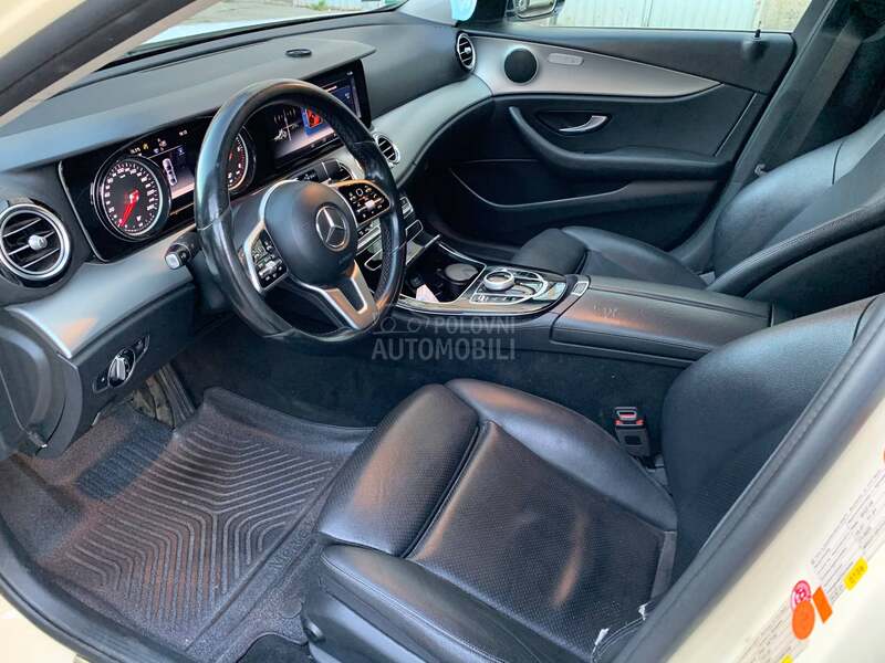 Mercedes Benz E 200 cdi