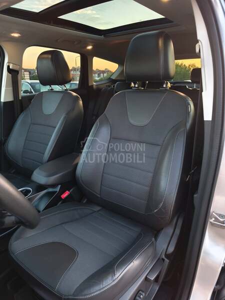 Ford Kuga 2.0d 4WD TITANIUM CH