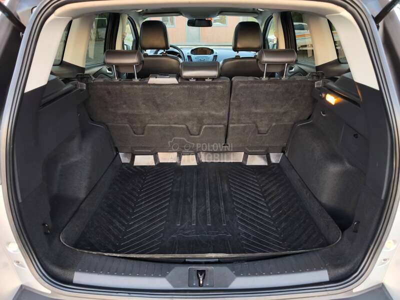 Ford Kuga 2.0d 4WD TITANIUM CH