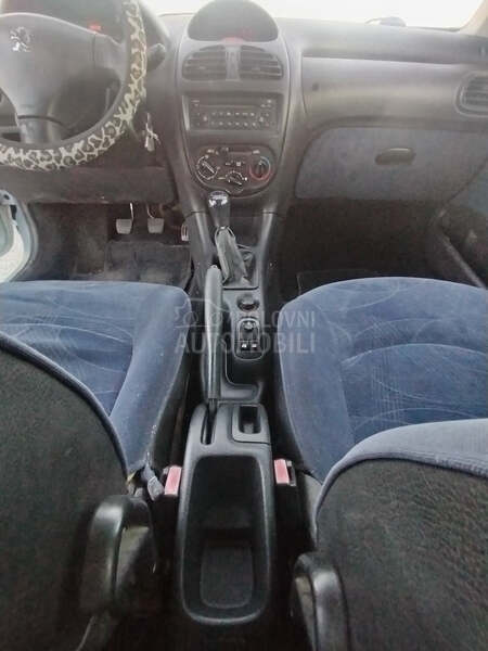 Peugeot 206 1.4 b